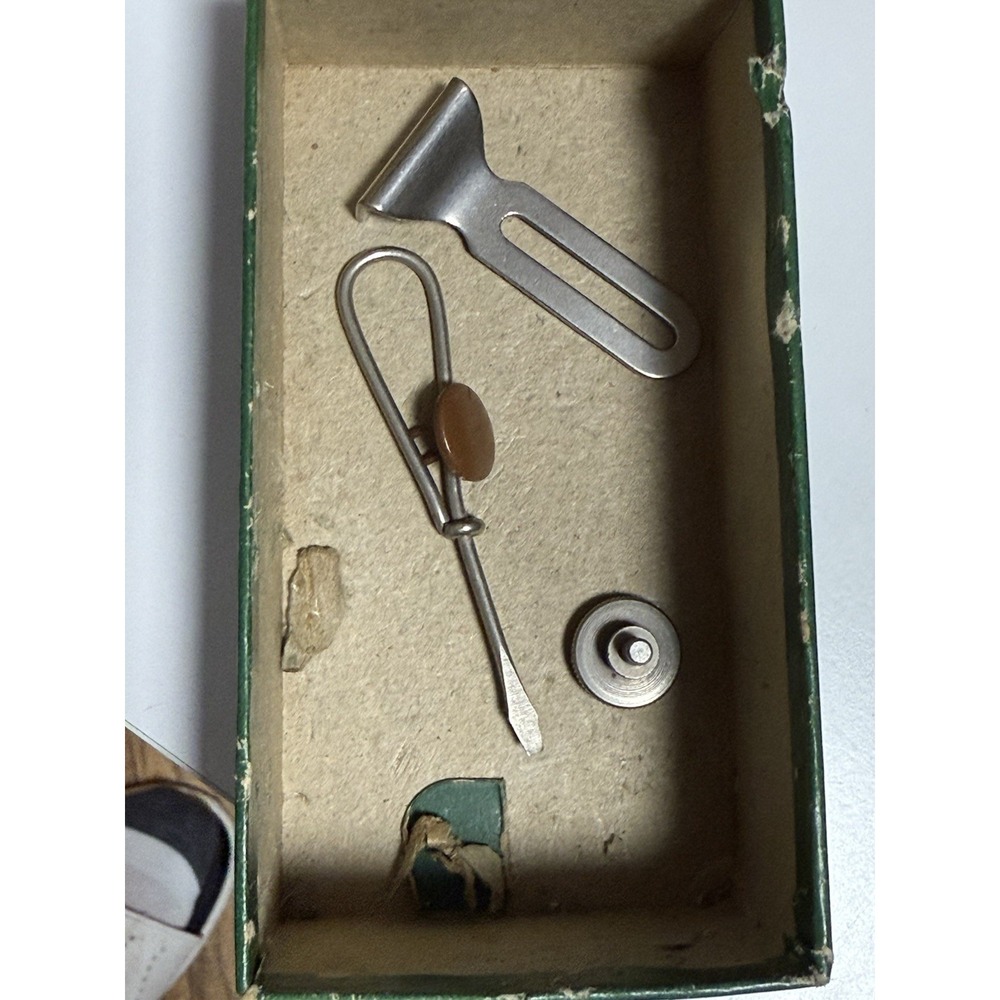 Singer Sewing Machine‎ Attachments - Picture 8 of 10
